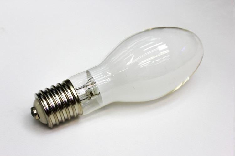Устройство ртутной лампы: принцип работы, специфика, критерии выбора